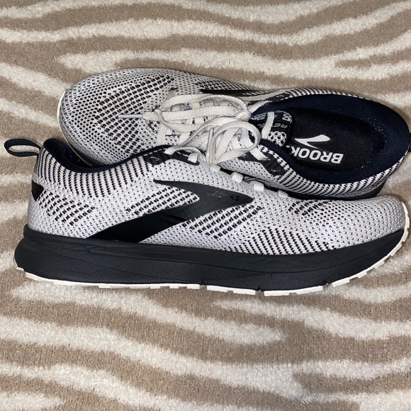 Brooks Revel 5 - Picture 5 of 11